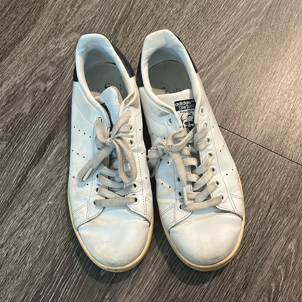 Adidas Stan Smiths sneakers